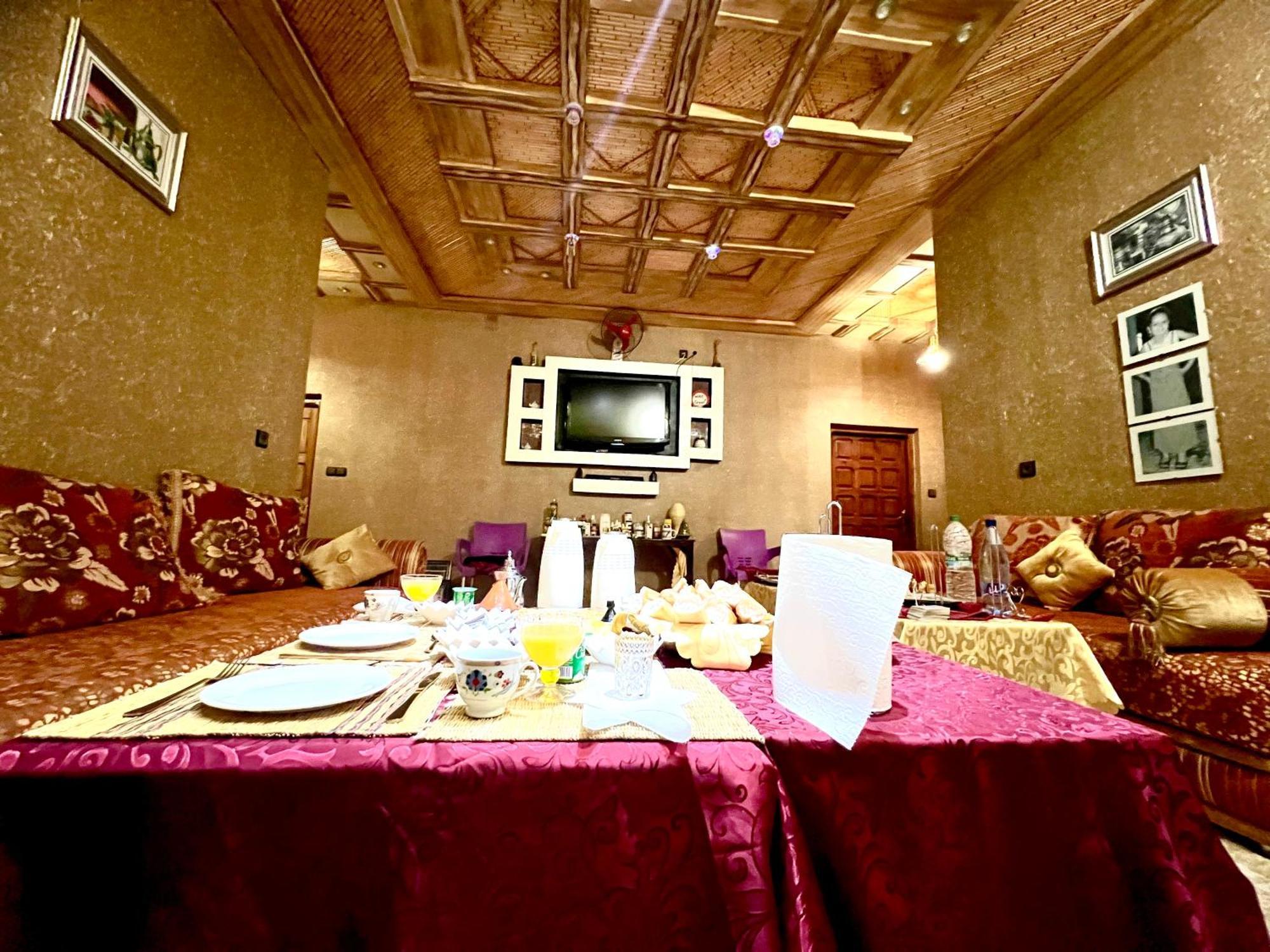 Hotel Dar Calme Chez El Bouhali à Skoura Extérieur photo