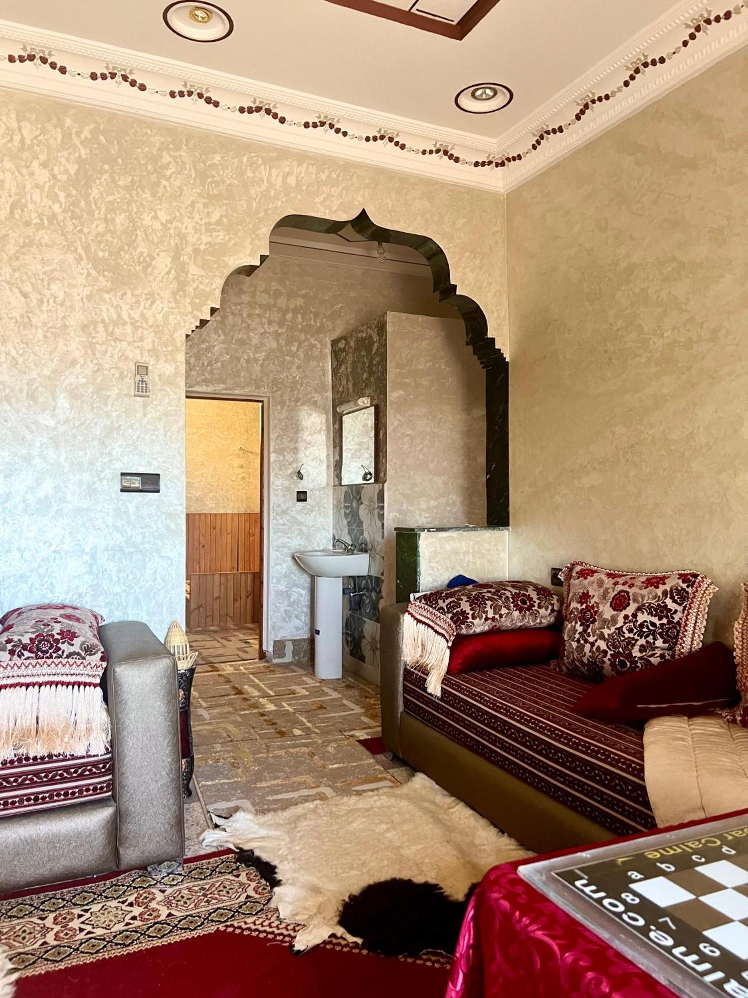Hotel Dar Calme Chez El Bouhali à Skoura Extérieur photo
